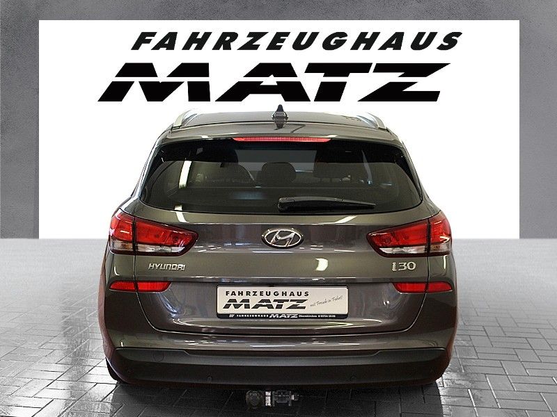 Fahrzeugabbildung Hyundai i30 1.4 I30 Sondermodell Yes!  AHK *