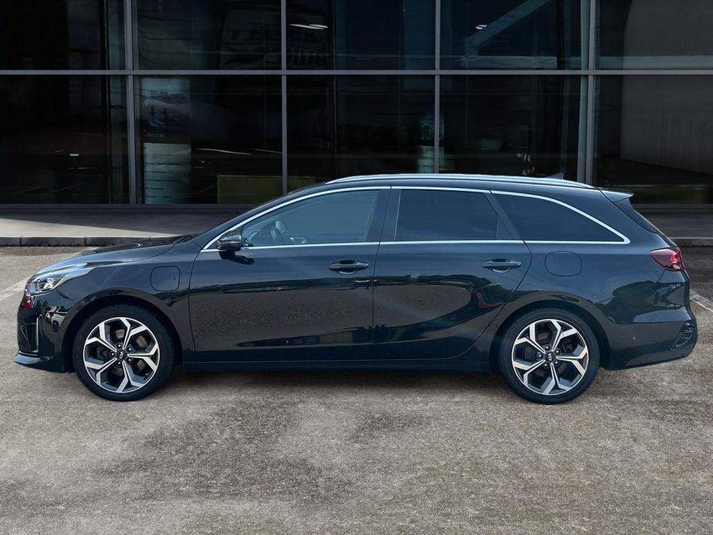 Fahrzeugabbildung Kia Ceed SW 1.6 GDI DCT OPF Plug-in-Hybrid Platinum