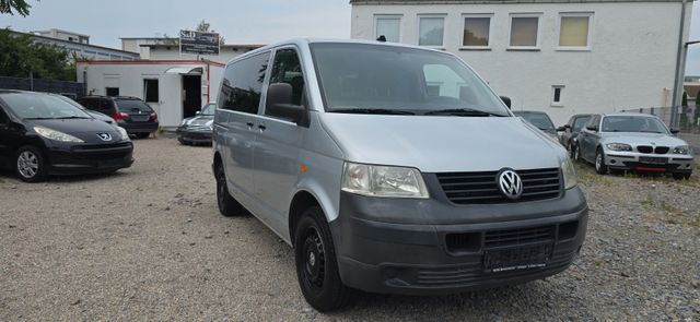 Volkswagen T5 Transporter Bus Shuttle