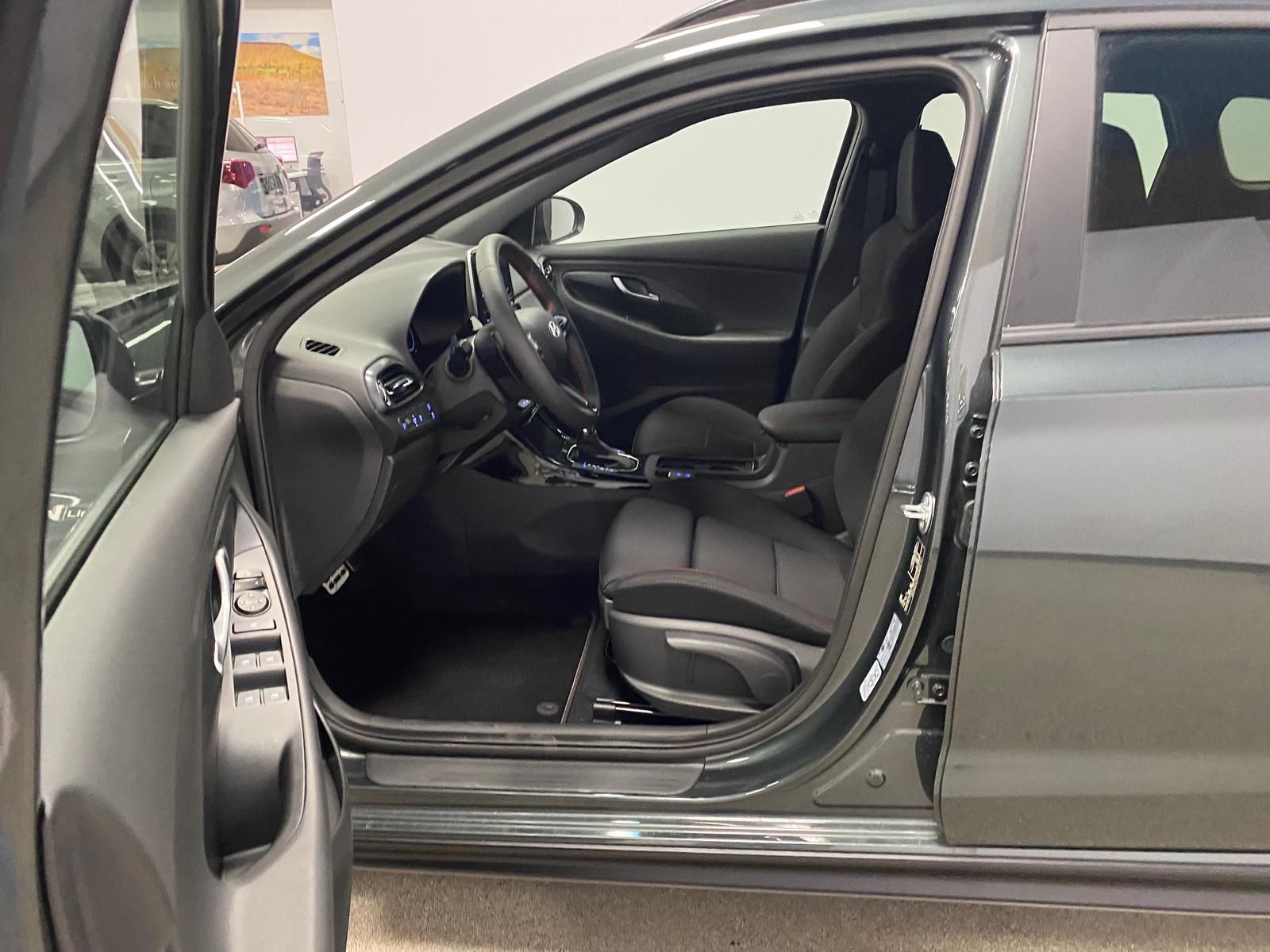 Fahrzeugabbildung Hyundai i30 N-Line APP+RFK+5J. GARANTIE+NAVI+SITZHEIZUNG