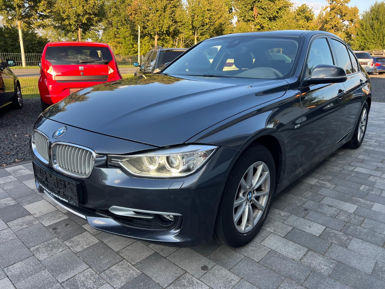 BMW 320 i Automatik Xenon Navi Teilleder