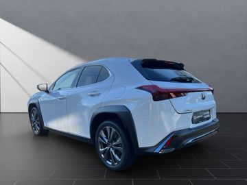 Lexus UX - 3