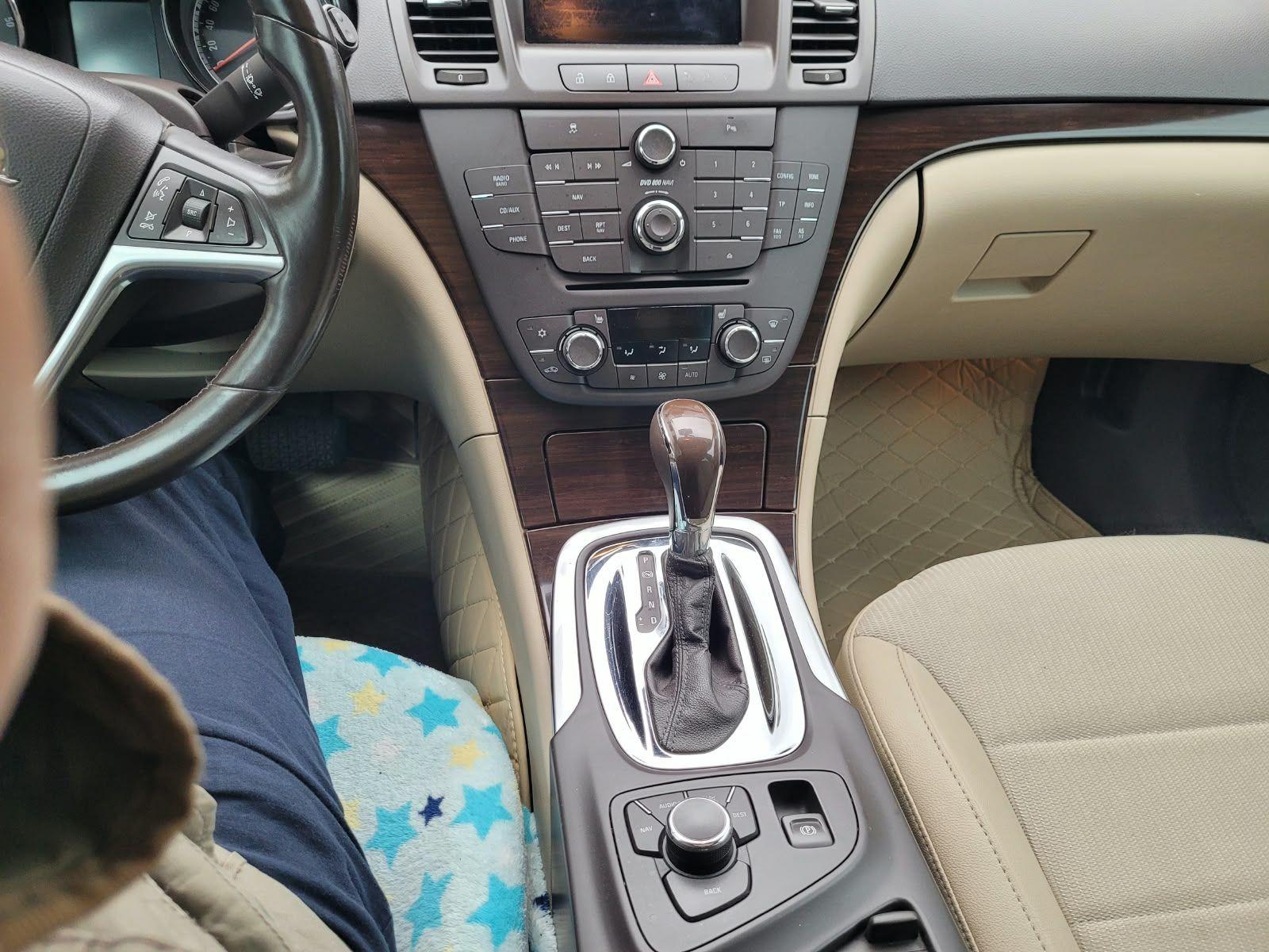 Opel Insignia 2009 — photo 8
