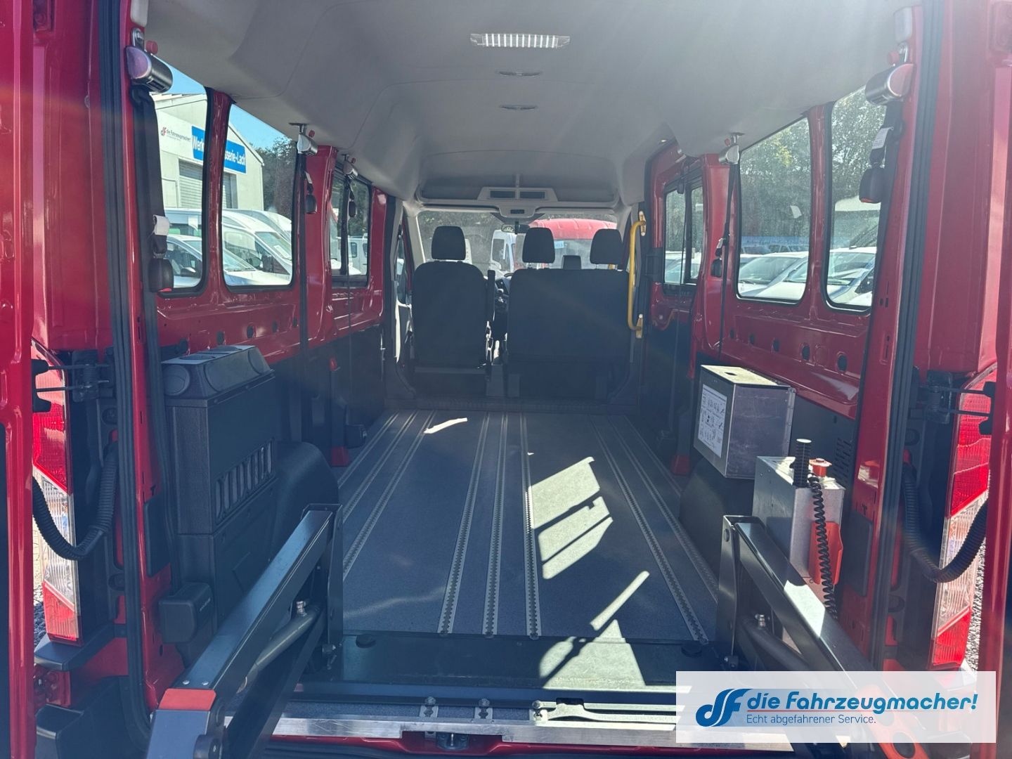 Fahrzeugabbildung Ford Transit Kombi 350 L3 Trend 2.2 TDCi DPF *7155 *K