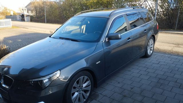 BMW 530i A touring -