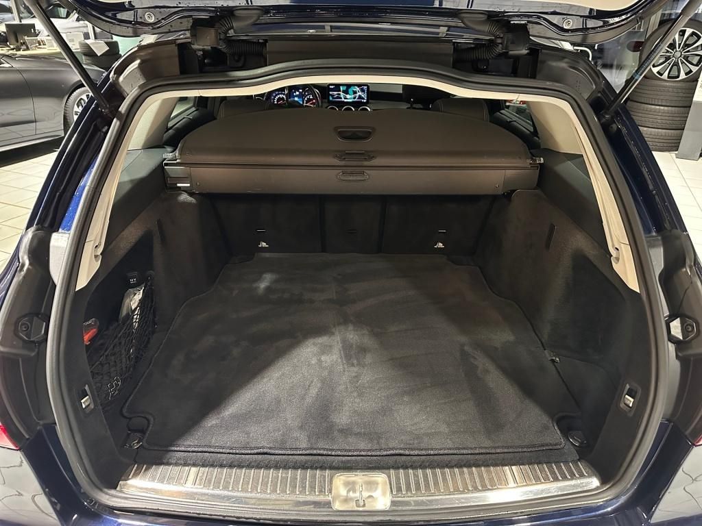 Fahrzeugabbildung Mercedes-Benz C 200 T Avantg. Comand LED SHZ DAB SpurHalte