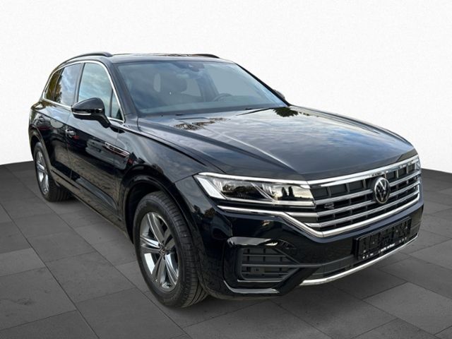 Fahrzeugabbildung Volkswagen Touareg 3.0 V6 TDI R-LINE 4MOTION SOUND AHK NAVI