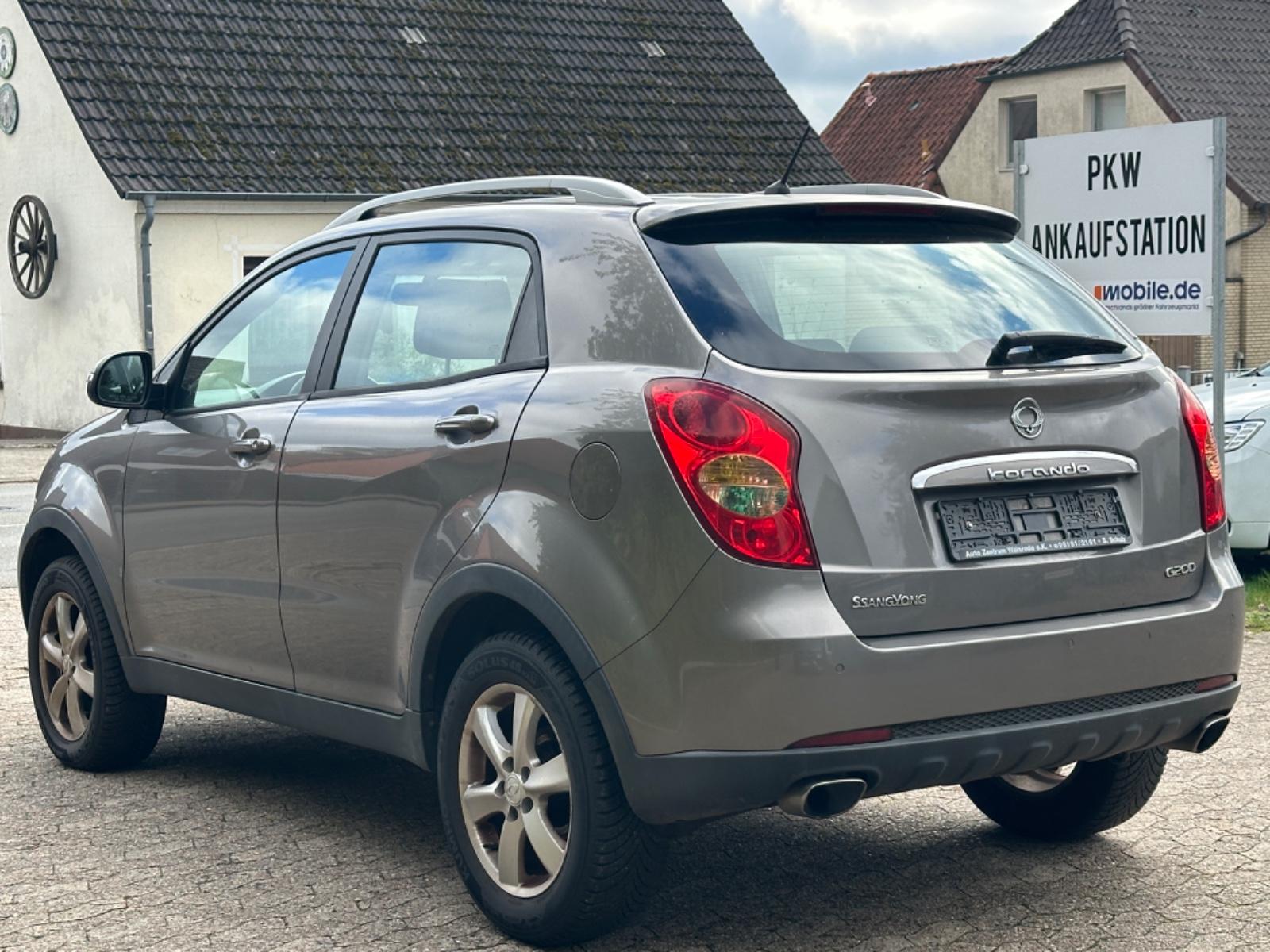 SsangYong Korando 2012 — rear view