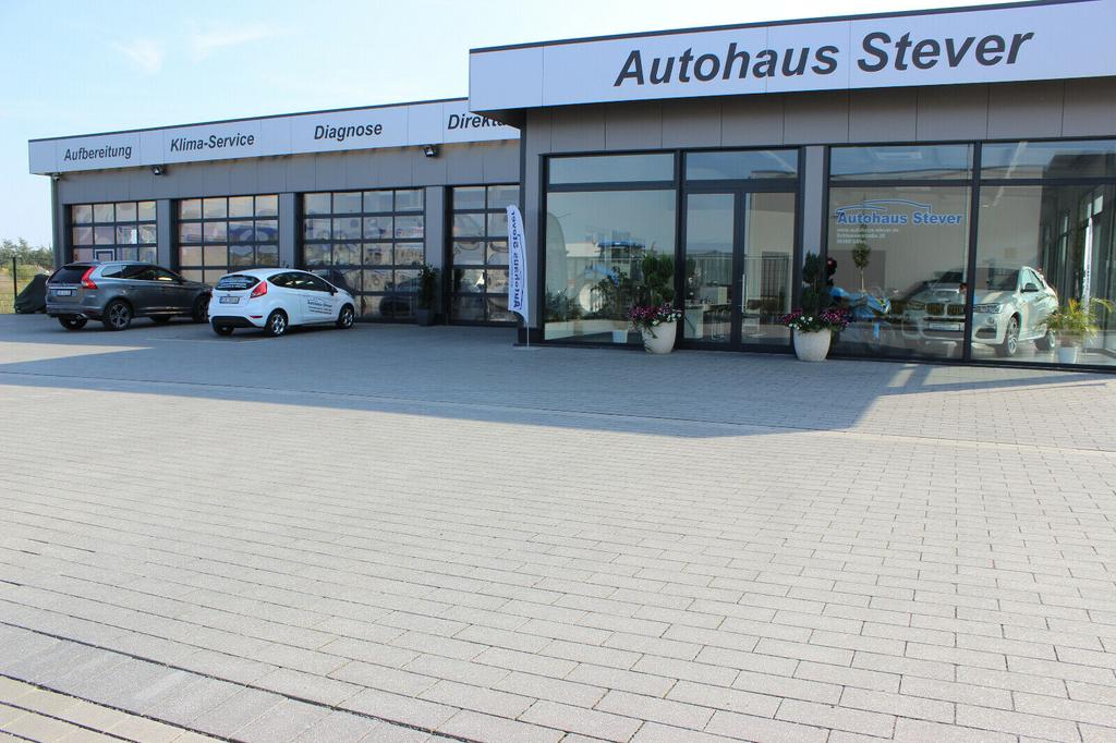 Mercedes-Benz V 220