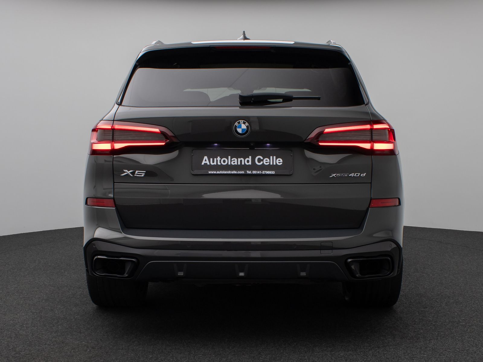 Fahrzeugabbildung BMW X5 xD40d M Sport Panorama Kamera HUD DAB HiFi