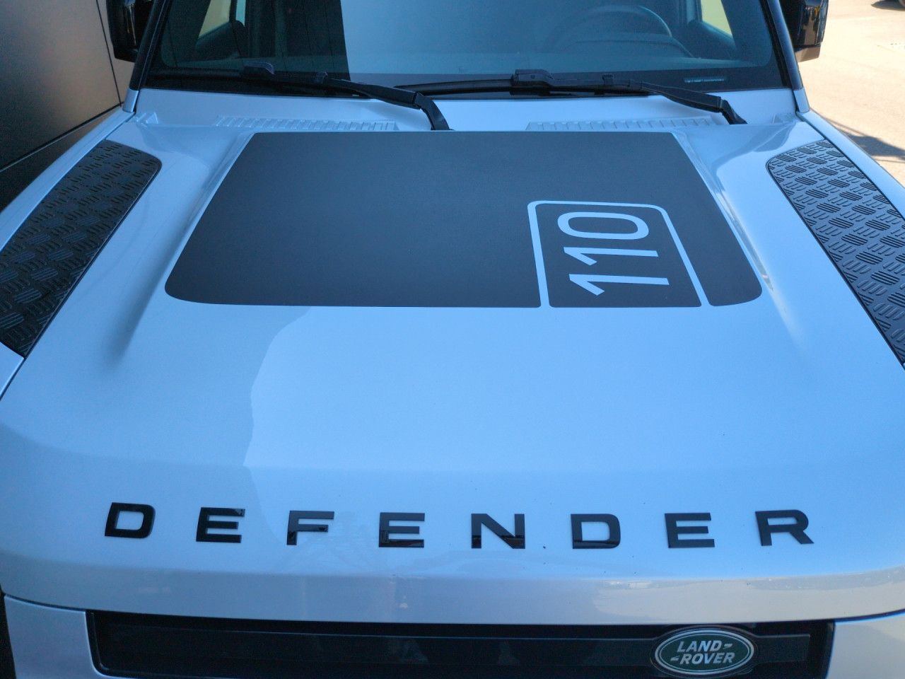 Land Rover Defender 110 D200 X-Dynamic SE AHK Winter-P. LED foto 14