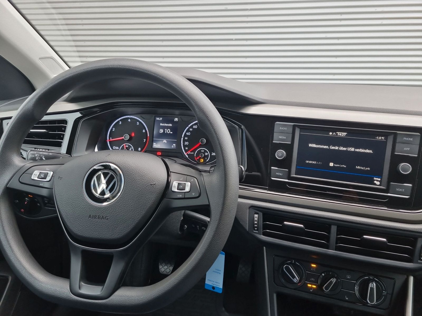 Fahrzeugabbildung Volkswagen Polo 1.0 Comfortline APP PDC SHZ KLIMA