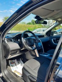 Land-Rover Discovery Sport - 10