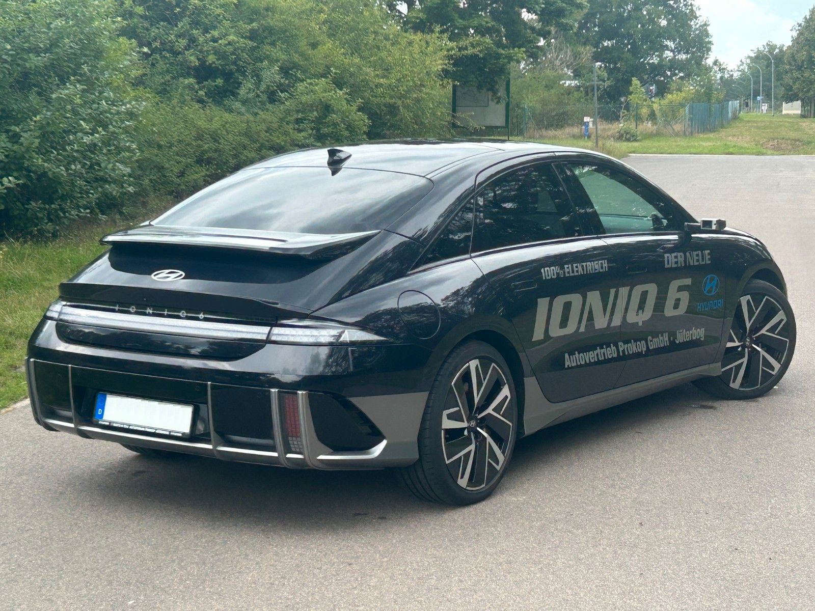 Fahrzeugabbildung Hyundai IONIQ 6  UNIQ 239kW *RW583KM*MatrixLED*HeUp*360°
