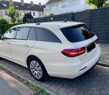 Mercedes-Benz E 220 d Autom. - Taxi Paket  - Mercedes-Benz E 220 mit Diesel-Antrieb: Taxi, Limousine