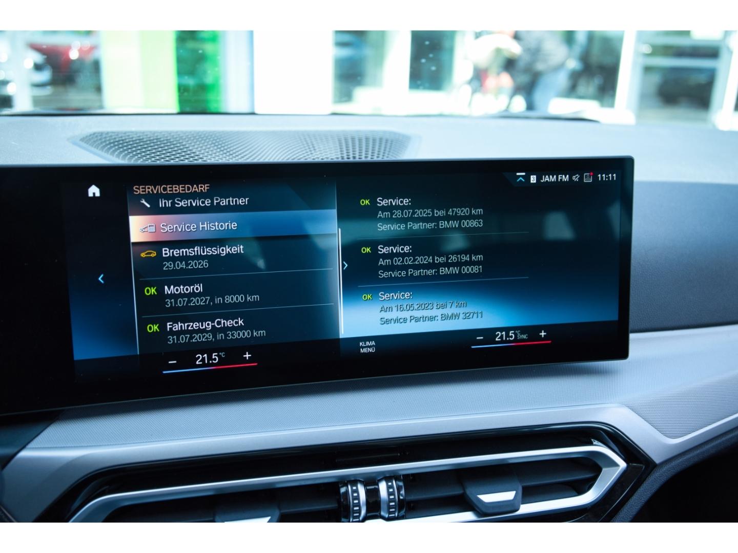 BMW 318 d Touring Navi LED SHz Apple CP BMW Live