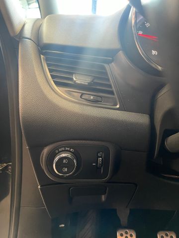 MYAUTOCENTER – Gebraucht- und Jahreswagen mit Werkstattservice in Pfaffenhofen Opel Zafira C Tourer *Sport*Kamera*Xenon*