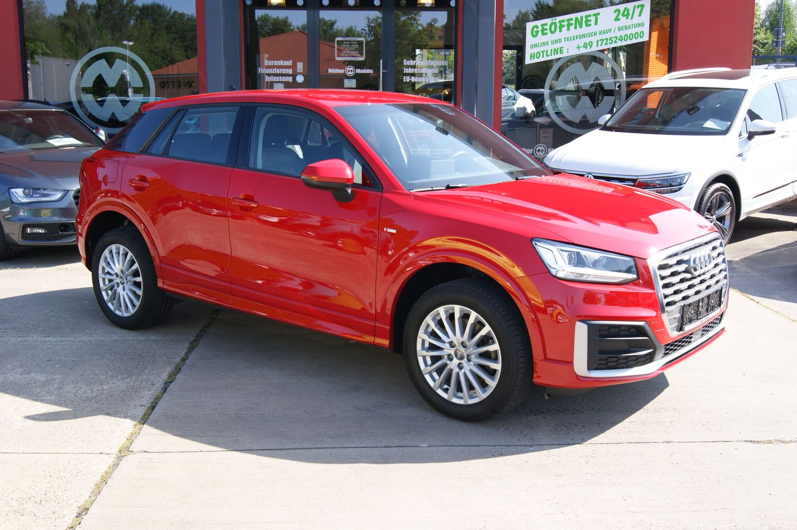 Fahrzeugabbildung Audi Q2 35 TDI design S-LINE AUDI-SOUND LED ANHZV PDC