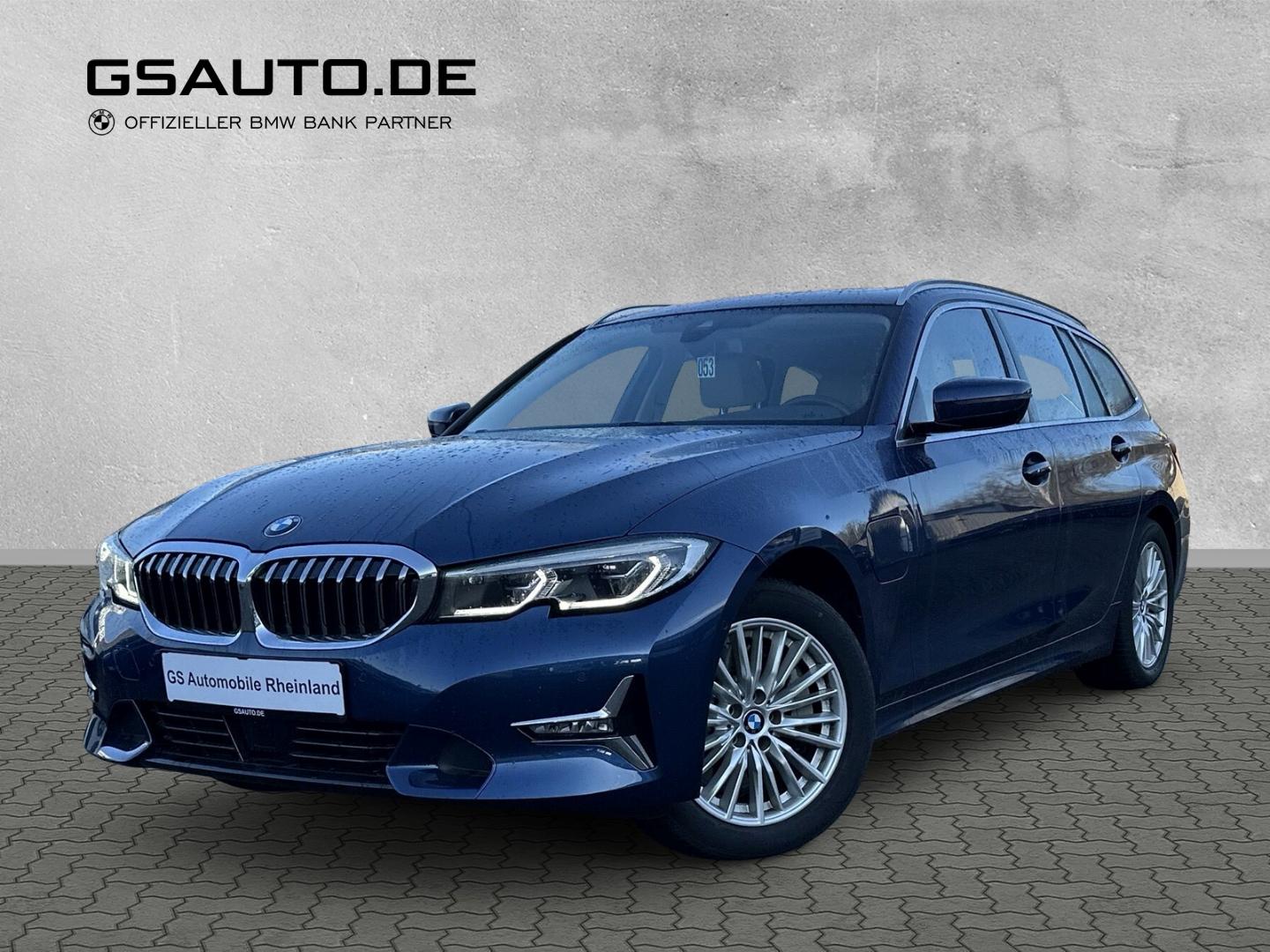 BMW 330 e T.Luxury Leder PANO ACC AHK Sportsitz LASE