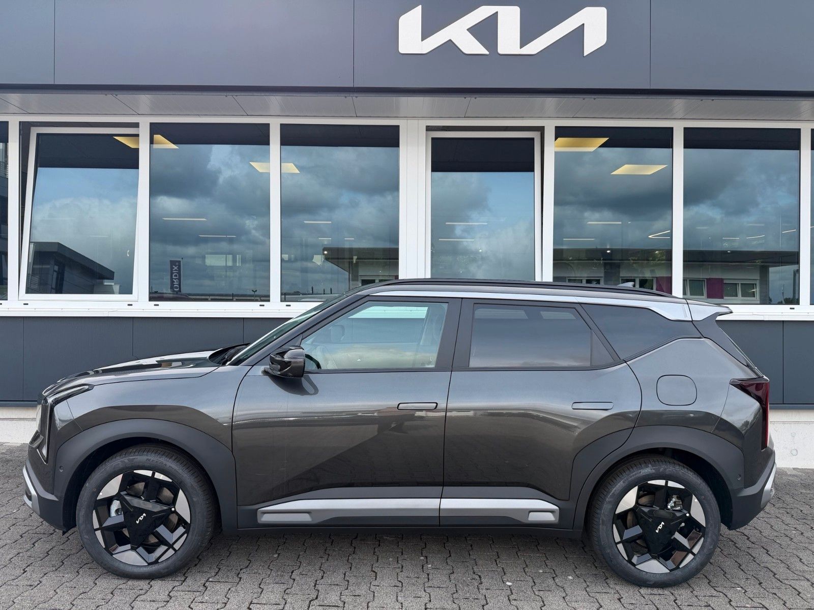 Fahrzeugabbildung Kia Seltos 1.6T 180 DCT SPIRIT DRIVE