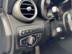 Fahrzeugabbildung Mercedes-Benz C 180 C 180 Edition 1 Spur*Kamera*Pano*LED