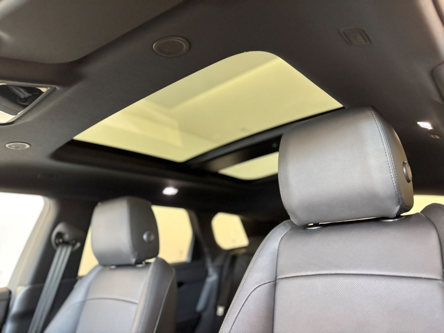 Land Rover Range Rover Evoque - Bild 10