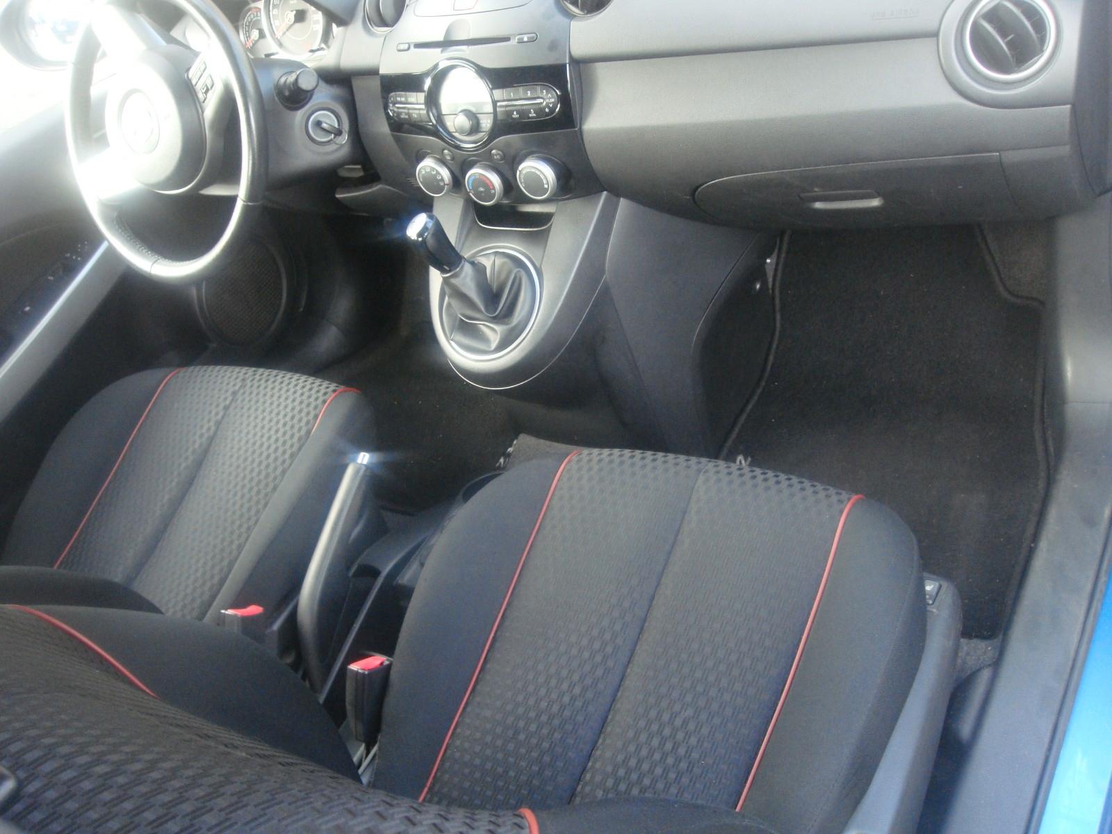Mazda 2 Lim. 1,3 Edition Klima TÜV neu 