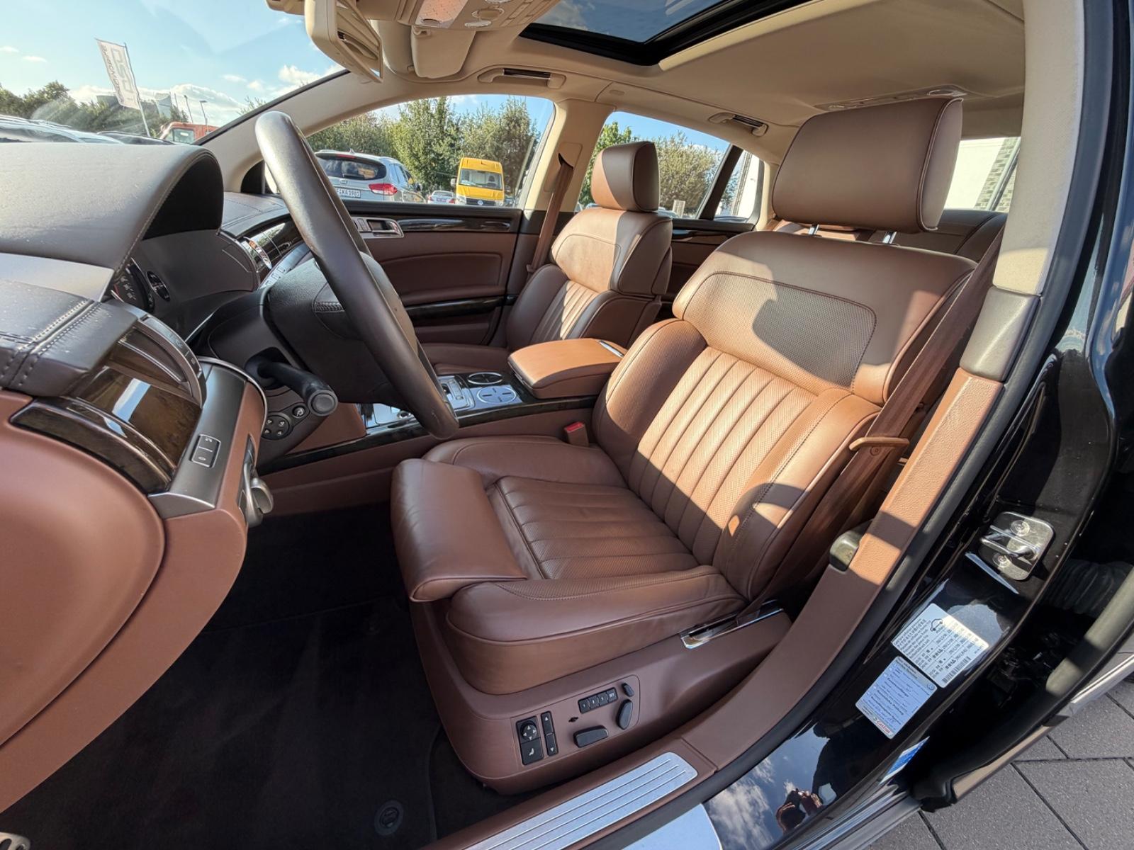 Volkswagen Phaeton 4.2 V8*EXCLUSIVE*ACC*S-DACH*STHZ*TOP*