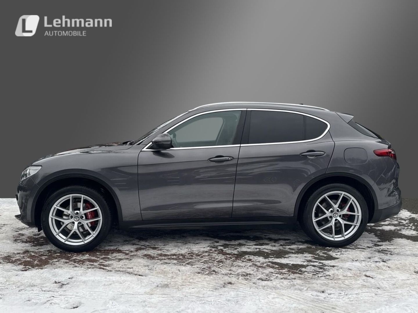 Fahrzeugabbildung Alfa Romeo Stelvio Super Q4 -Panoramadach-Xenon-AHK-