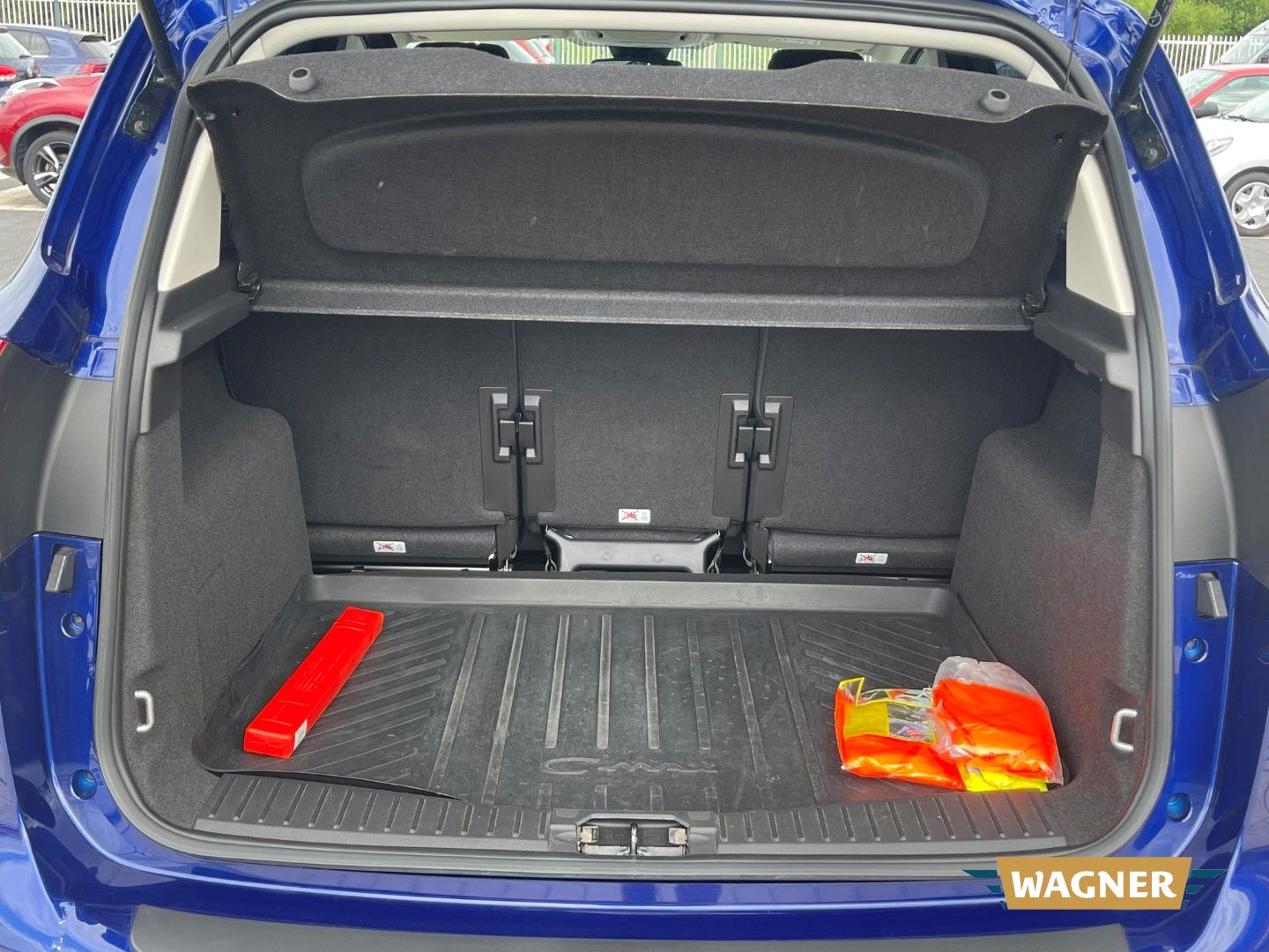 Fahrzeugabbildung Ford C-Max Titanium Klimaautomatik Sitzheizung