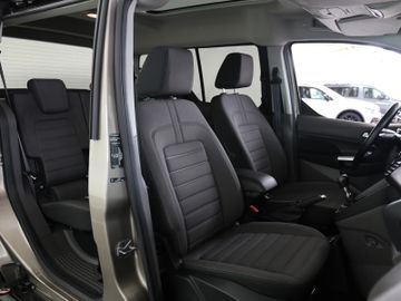 Ford Tourneo Connect 1.5 PANO XENON NAV KAM ACC 1HAND