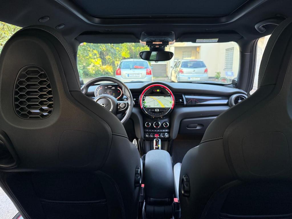 MINI John Cooper Works Coupé