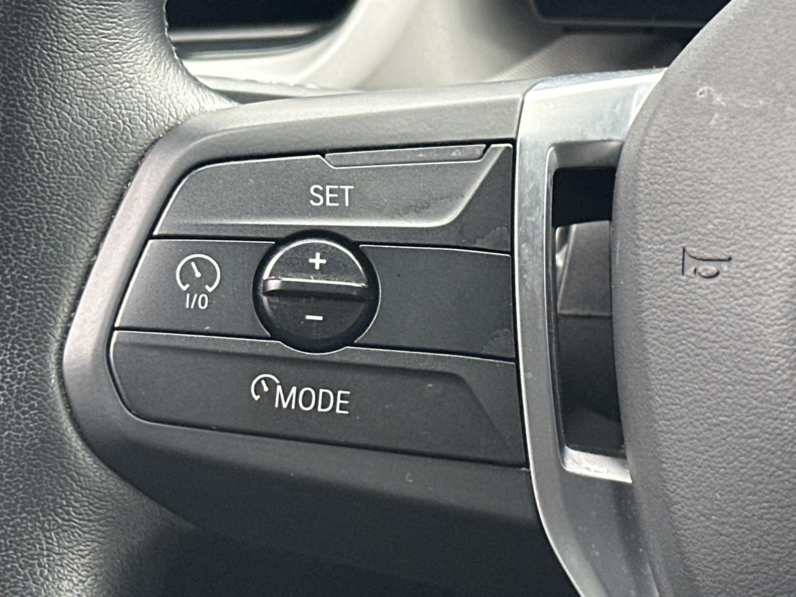BMW 230 Active Tourer e xDrive NAV+LED+AHK+360°