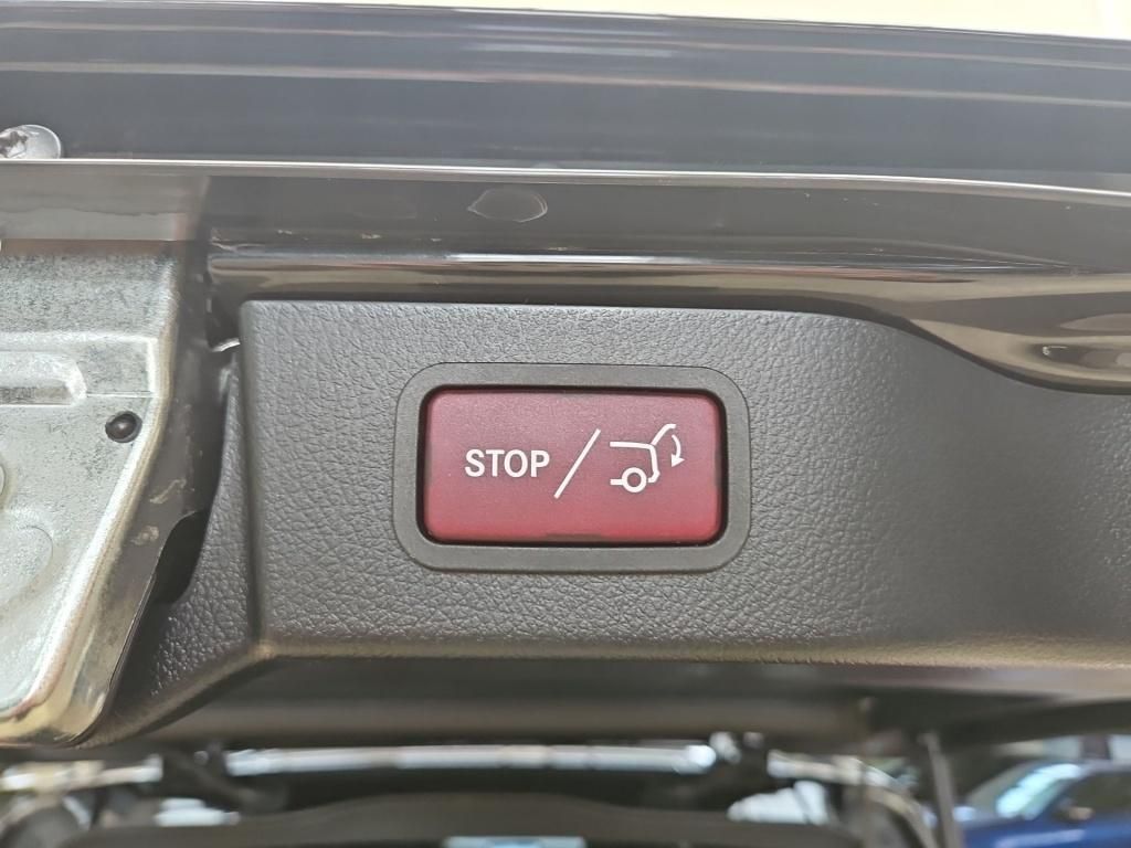 Fahrzeugabbildung Mercedes-Benz V 250 ED kompakt AMG 2,5t AHK 10''MBUX AIRMATIC