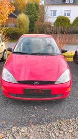 Ford Focus Sedan - Ford: Sedan