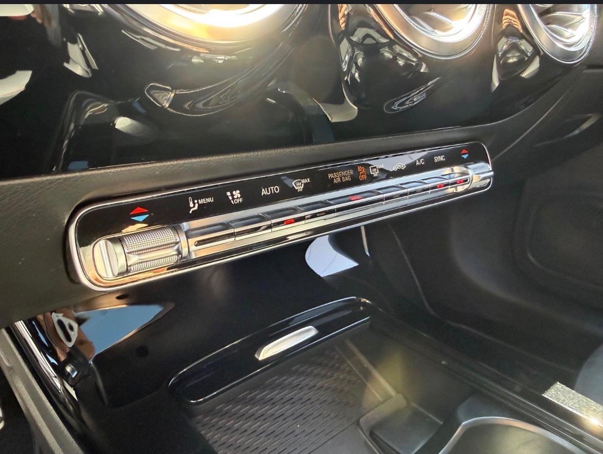 Mercedes-Benz A 250 4MATIC /AMG / MultiBeam/ Garantie 