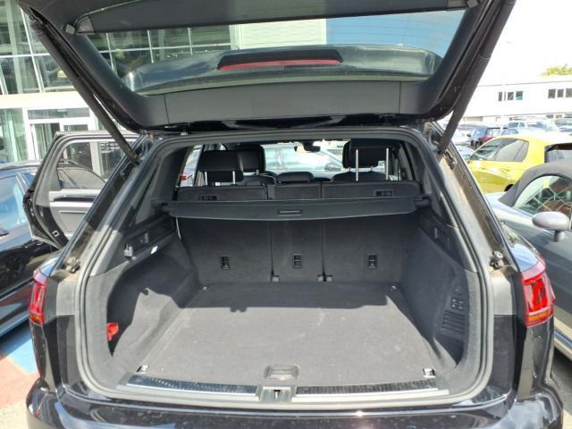 Volkswagen Touareg 3.0 TDI 4M R-Line AHK Stdhz 360° Luft foto 9