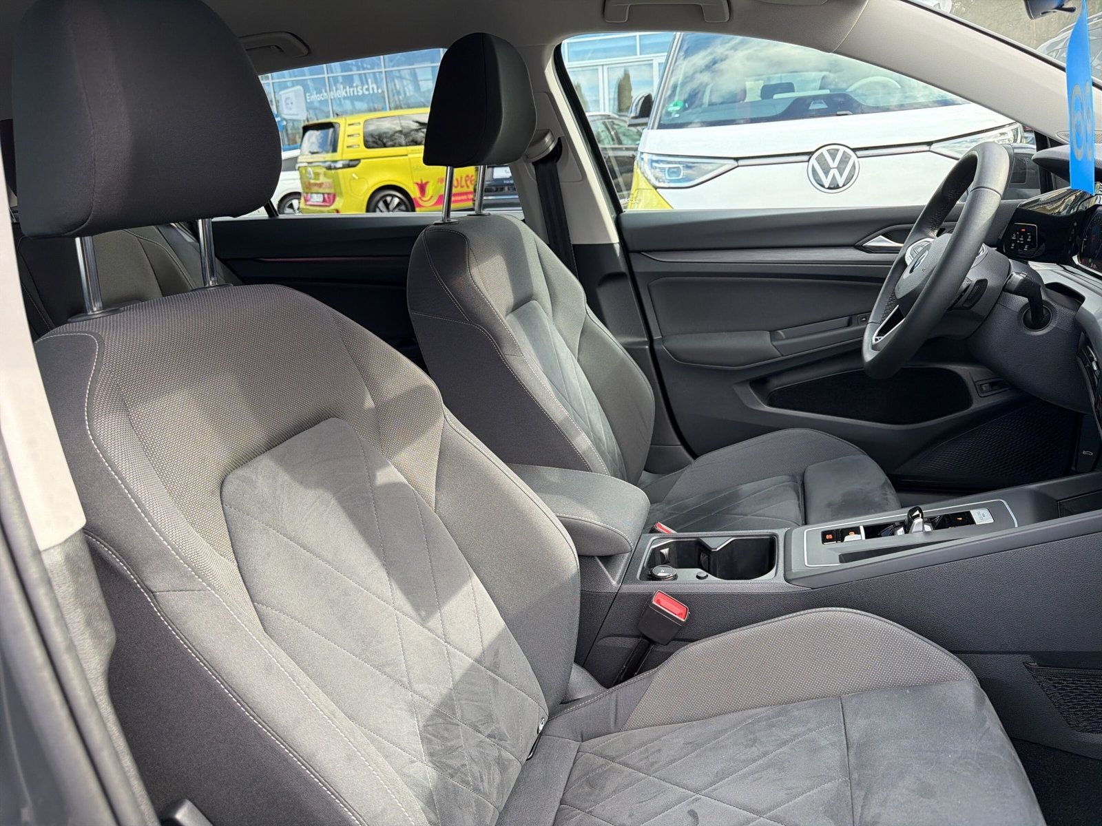Golf  Variant Style eTSi DSG Navi LED Style