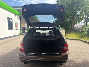 Mercedes C 300 - 12