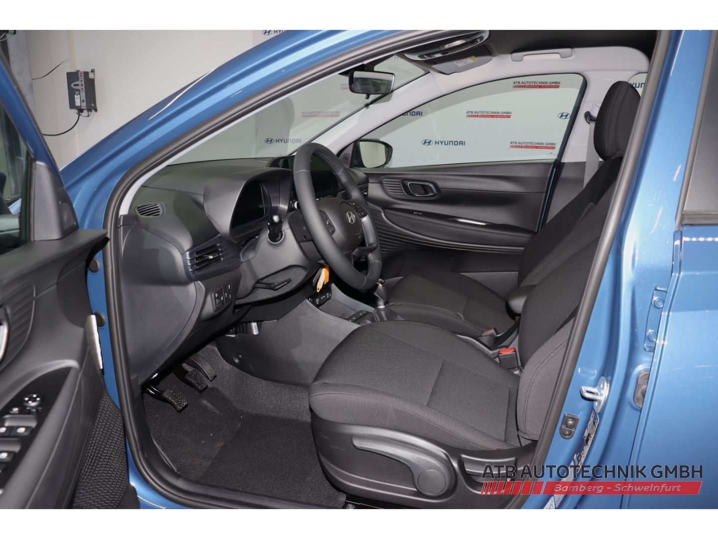 Fahrzeugabbildung Hyundai i20 MY25 Trend 1.0 T-GDI 100 PS 6-MT 2WD