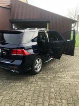 Mercedes-Benz GLE 350 d 4MATIC -AMG Line*Night Paket*360Kamera - blaue Mercedes-Benz GLE-Klasse