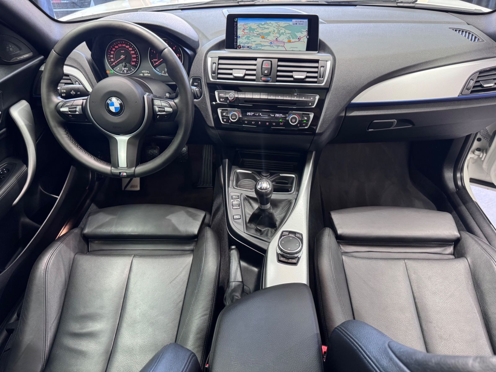 Fahrzeugabbildung BMW 220 d Coupe M Sport|19 ZOLL M-PERFORMANCE|LEDER|