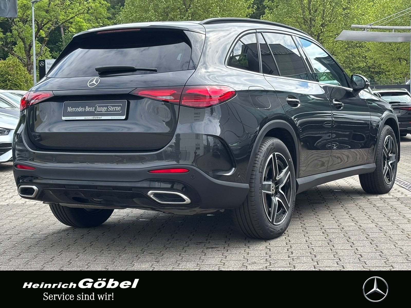 Fahrzeugabbildung Mercedes-Benz GLC 220 d 4M AMG*PANO*AHK*360°*MEMORY*TOTWINKEL*