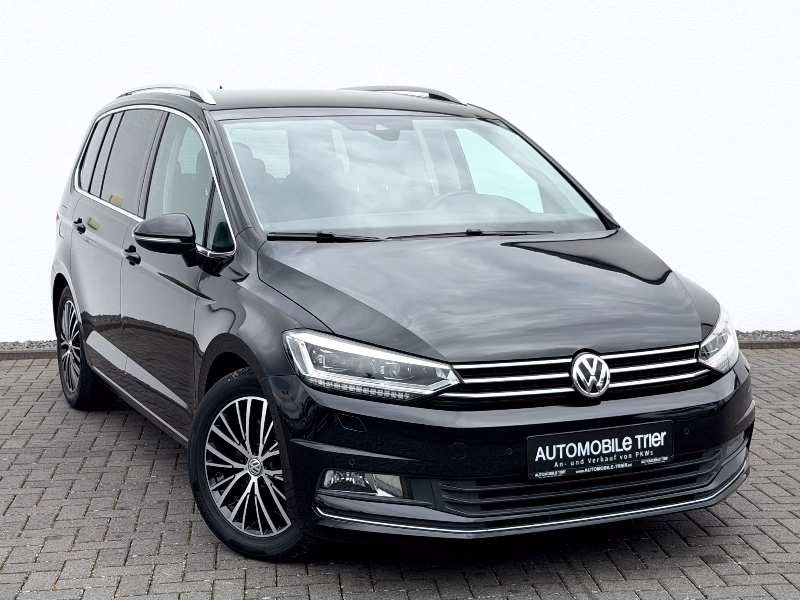 Volkswagen Touran Highline 1.8 TSI DSG /NAVI/LED/ACC/CAM/