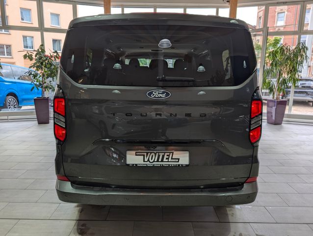 Ford Tourneo Custom 2.0 L Titanium +