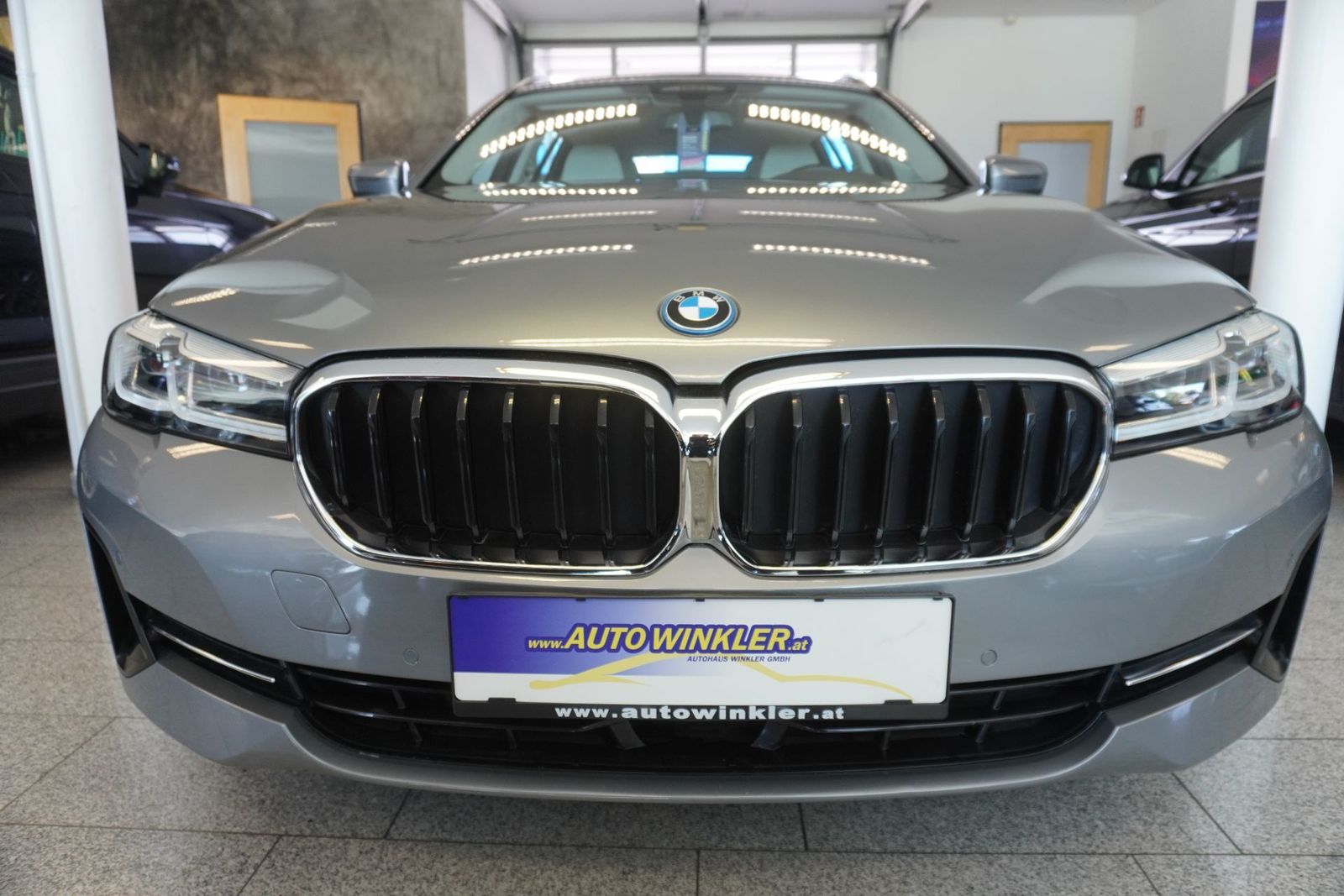 BMW 530 e xDrive Touring PHEV Aut. Virtual/Leder imagem 2