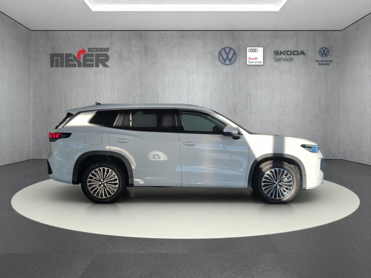 Tayron Elegance 1.5 eTSI DSG Klima Navi