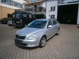 Skoda Octavia 1.4 TSI Ambiente - Skoda Octavia aus 2009: Kombi