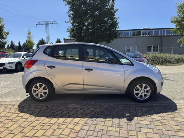 KIA Venga — Foto 11