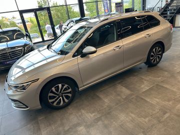 MYAUTOCENTER – Gebraucht- und Jahreswagen mit Werkstattservice in Pfaffenhofen Volkswagen Golf VIII Variant *Parkass.*LED*Virtuel*AHK*
